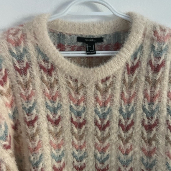 Forever 21 Women's sweater - Picture 5 of 8